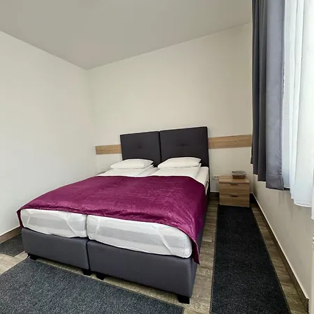 R Sport Boutique Locanda 3*