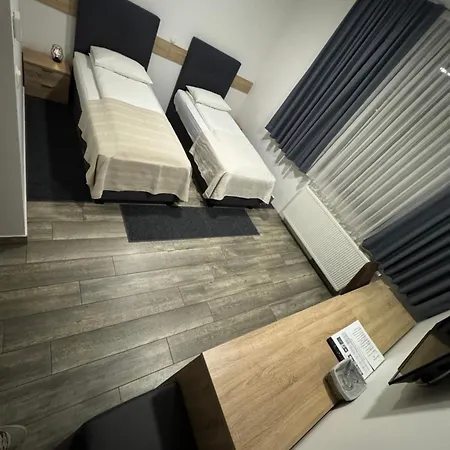 R Sport Boutique Gasthof Sarajevo